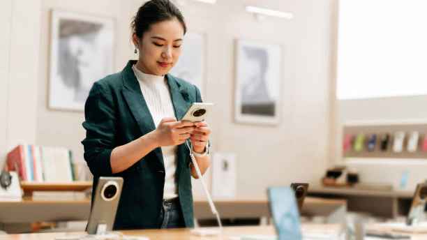 ২০২৫ সালের সেরা বাজেট স্মার্টফোন, যেগুলোর দাম হাতের নাগালে