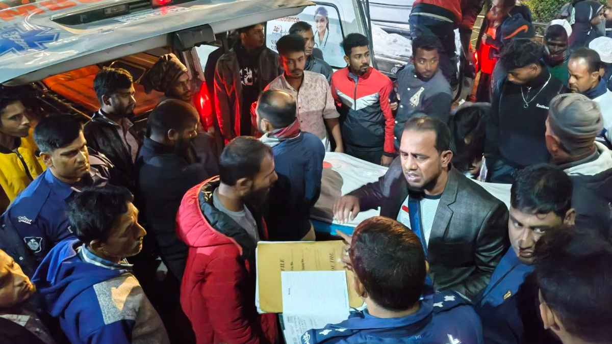 জামালপুরে ট্রাকচাপায় মোটরসাইকেলের দুই আরোহী নিহত