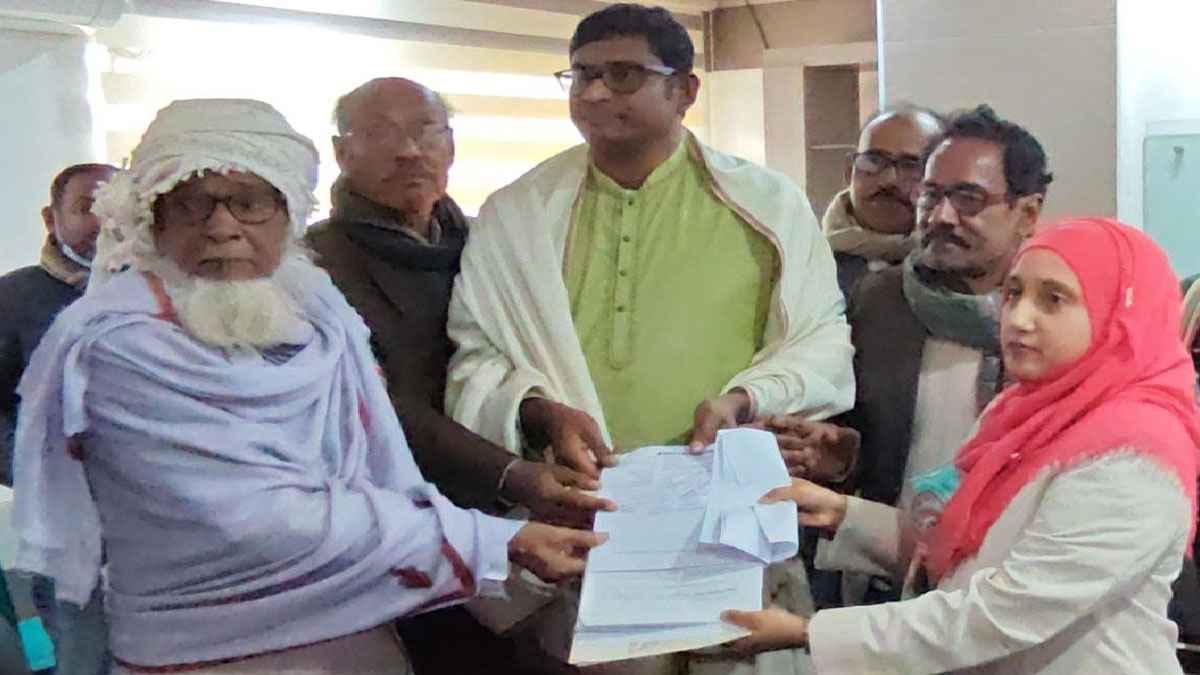 জাপা মহাসচিব একাই লড়বেন দুই আসনে, মনোনয়নপত্র দাখিল