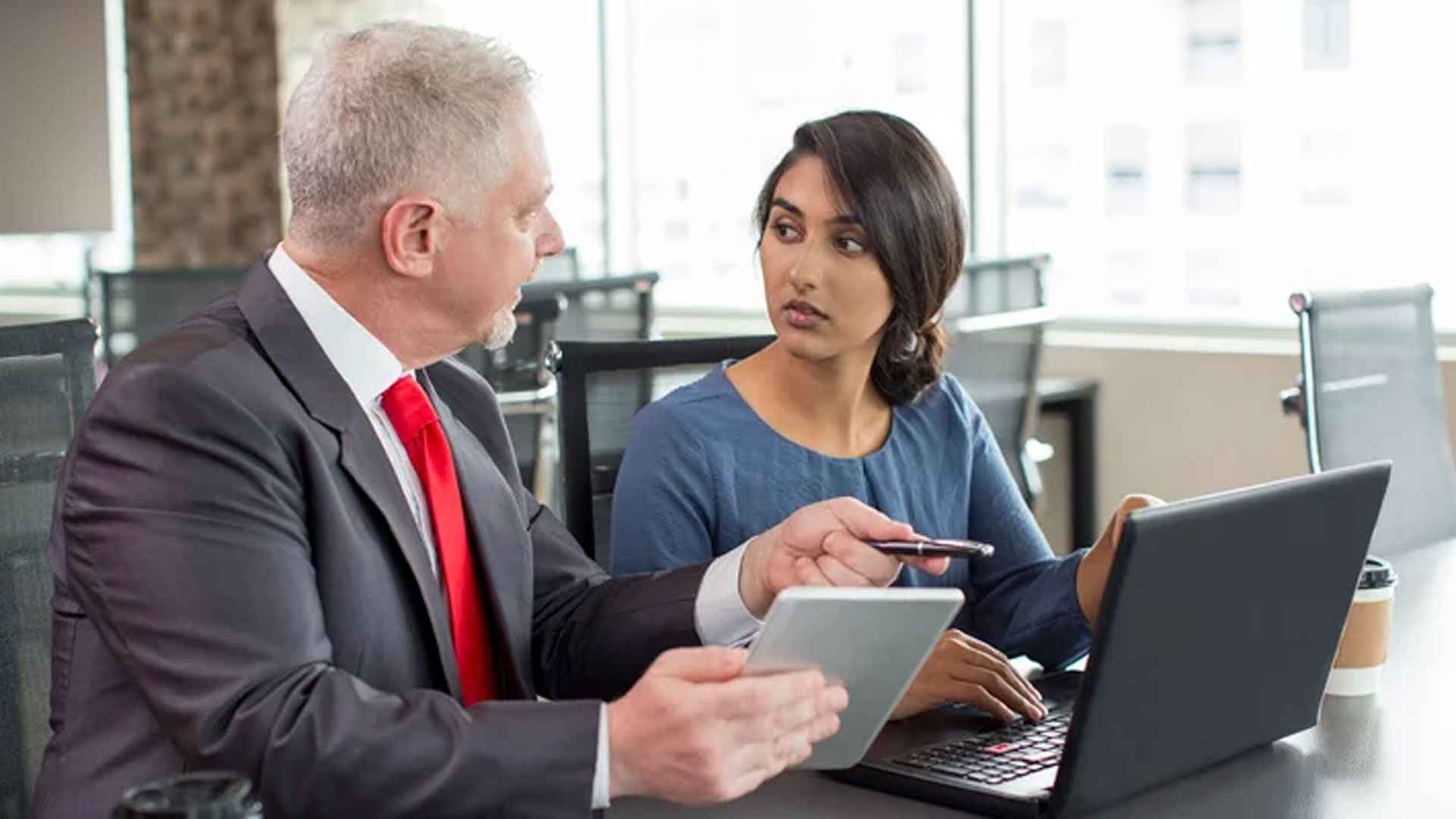 অভিজ্ঞ কর্মী খুঁজছে আকিজ বেকারস