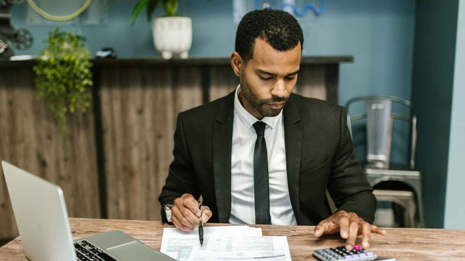 ইজি ফ্যাশনে চাকরি, বেতন ৫০ হাজার