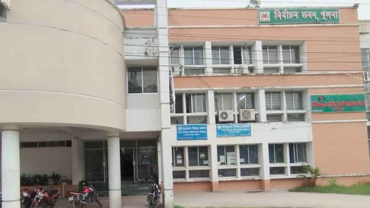 খুলনা-৩ আসনে তিন স্বতন্ত্র প্রার্থীর মনোনয়ন বাতিল