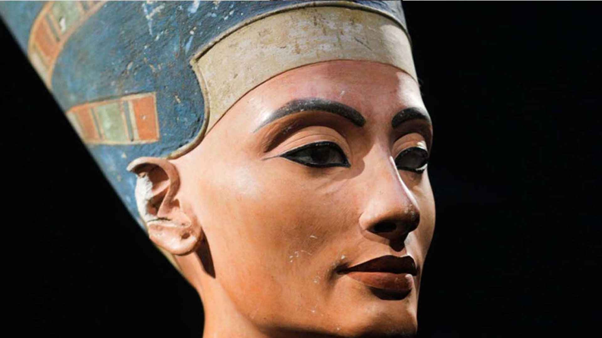 প্রাচীন মিশরের যোদ্ধারা চোখে কাজল দিতেন কেন?