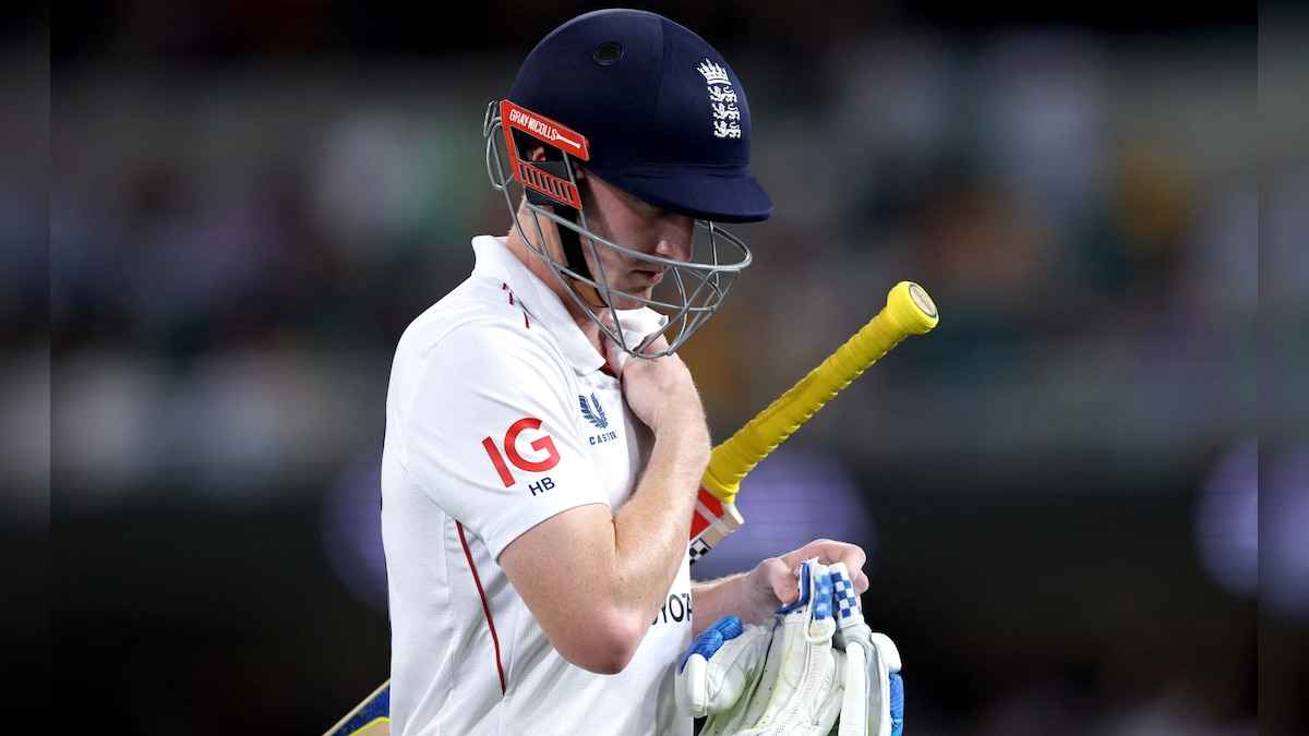 ‘ব্রুক নিজের প্রতিভাকেই ছোট করছে’