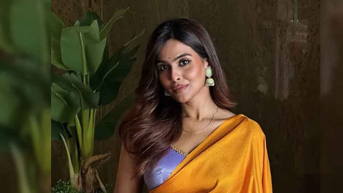 মন্দিরের পুরোহিতের বিরুদ্ধে যৌন হেনস্তার অভিযোগ অভিনেত্রীর