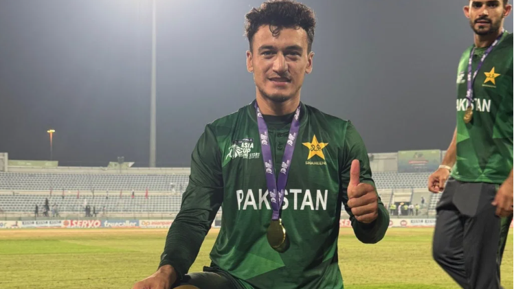 পাকিস্তানের ভবিষ্যৎ সুপারস্টারের নামা জানালেন ওয়েইন পারনেল