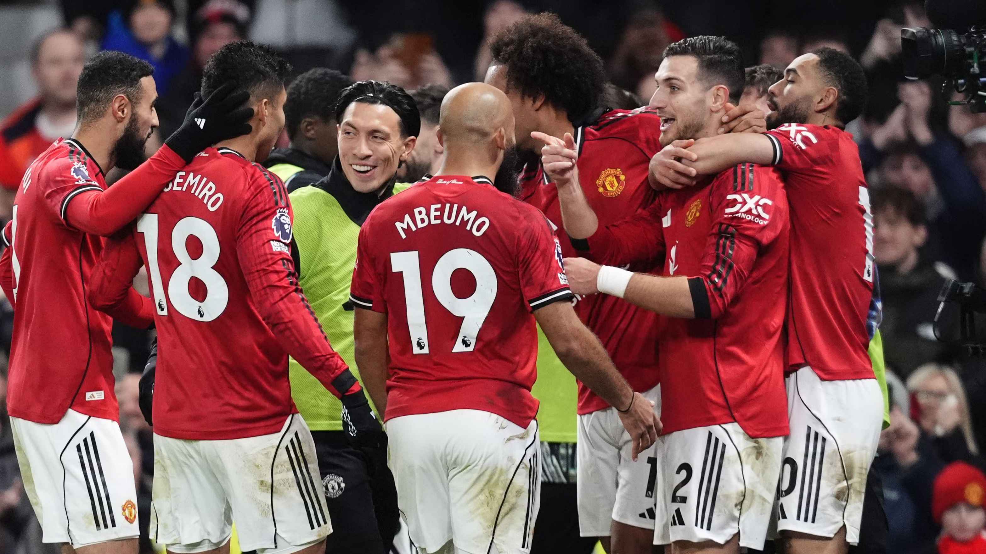 প্রিমিয়ার লিগে আজ মাঠে নামছে ম্যানইউ