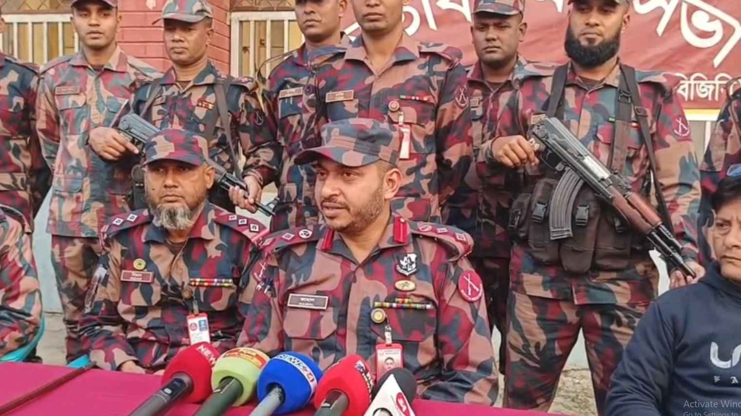 মেহেরপুর সীমান্তে পুশ-ইন রোধে বিজিবির মতবিনিময় সভা