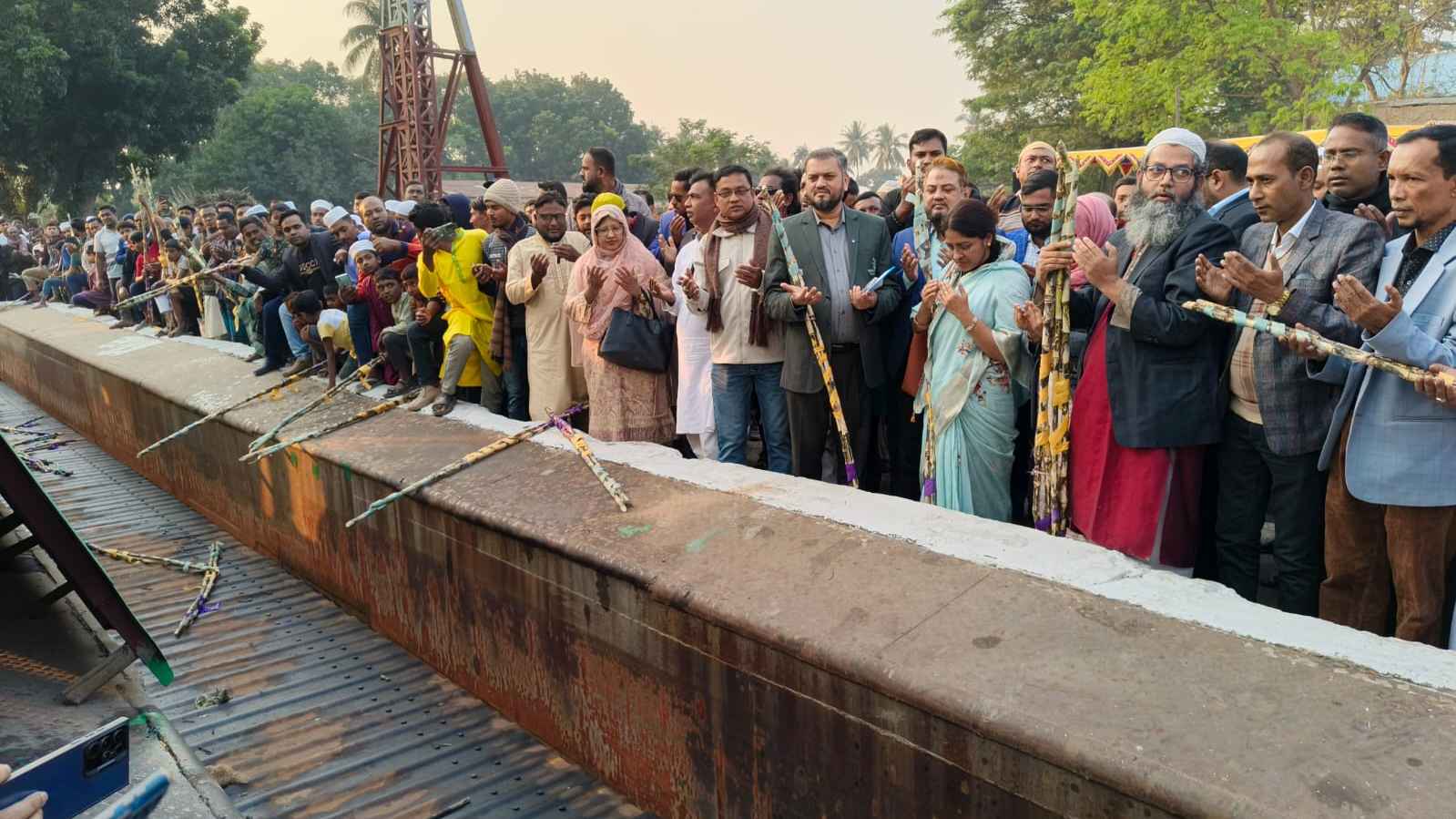 মোবারকগঞ্জ চিনিকলে মাড়াই মৌসুম শুরু