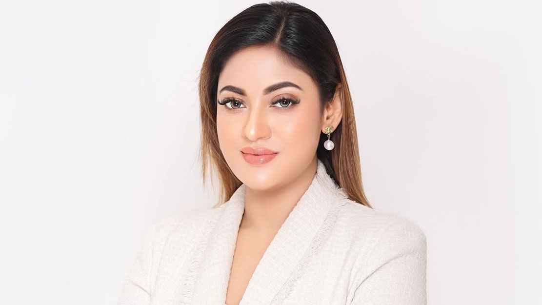 ধর্মের টানে অভিনয় ছাড়ার ঘোষণা দিয়েও পোস্ট মুছে দিলেন নায়িকা