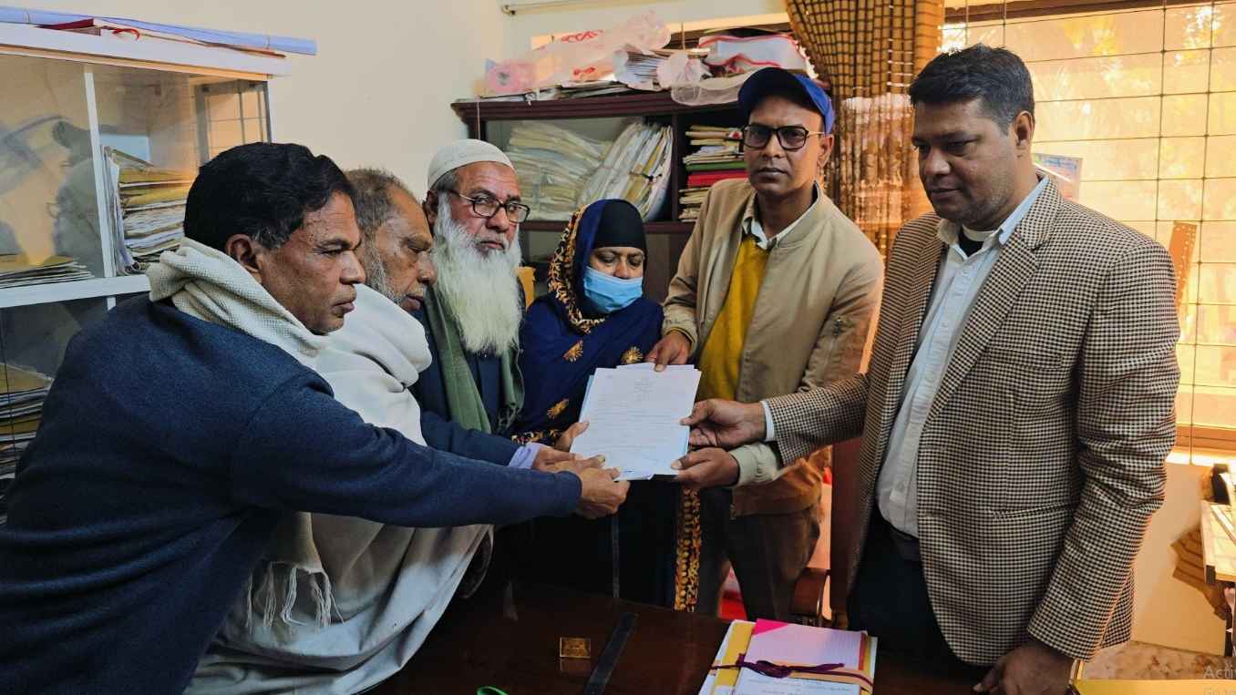 নাটোর-৩ আসনে মনোনয়ন ফরম সংগ্রহ করলেন দাউদার মাহমুদ 