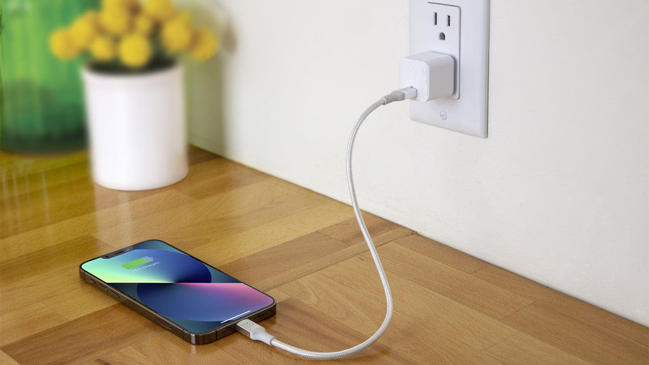 ব্যাটারির সুরক্ষায় স্মার্টফোনে কি ওভারচার্জ প্রটেকশন থাকে?