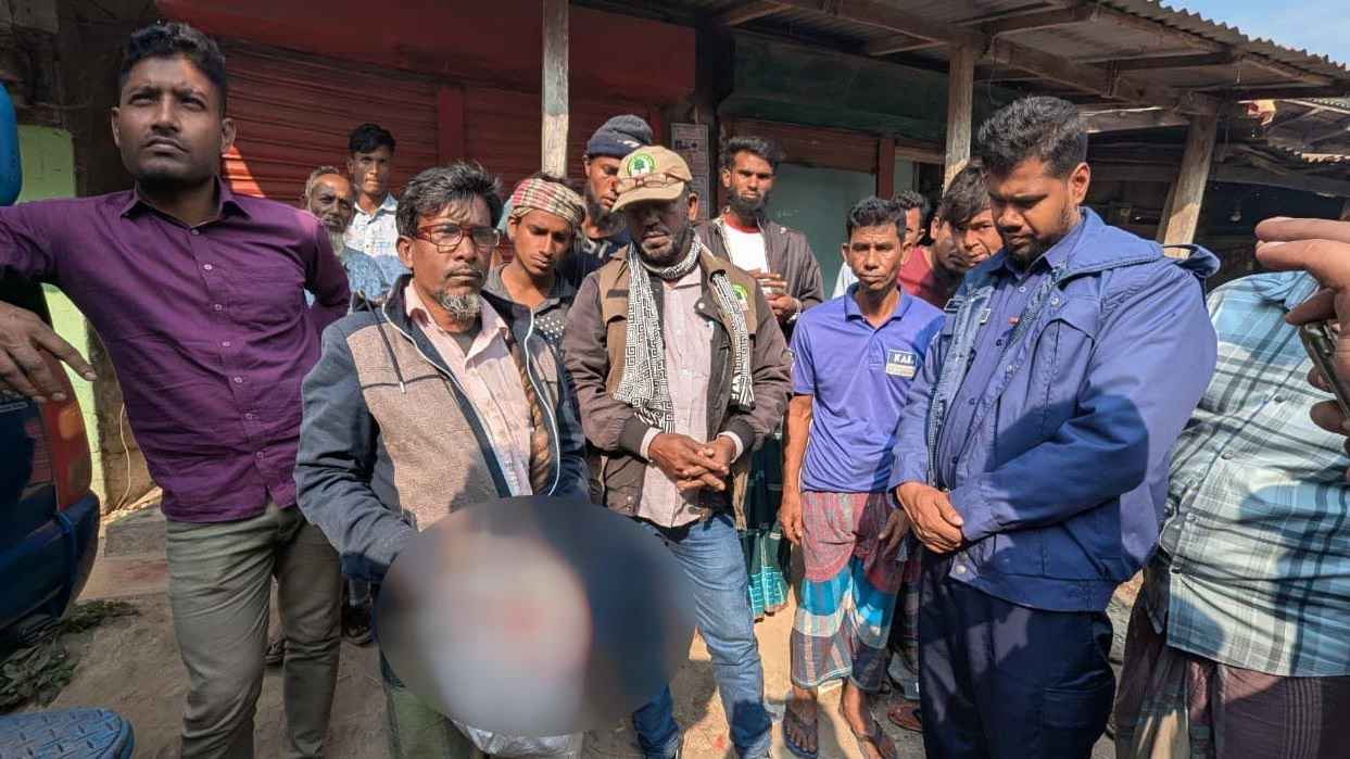 দশমিনায় হরিণের মাংসসহ আটক ১