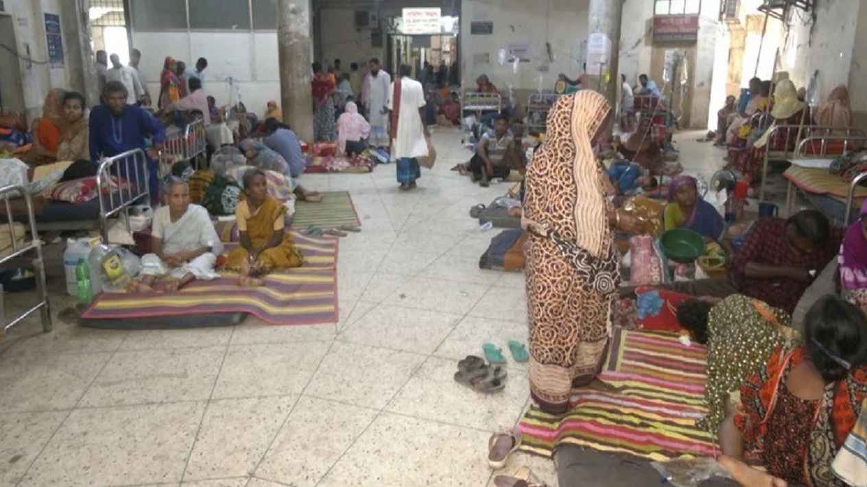 সরকারি চিকিৎসা বঞ্চিত ৬৫% মানুষ, নাগালের বাইরে যাচ্ছে স্বাস্থ্যসেবা