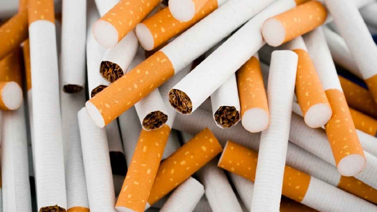 রংপুরে কাস্টমসের অভিযানে ৩ লাখ পিস অবৈধ সিগারেট জব্দ