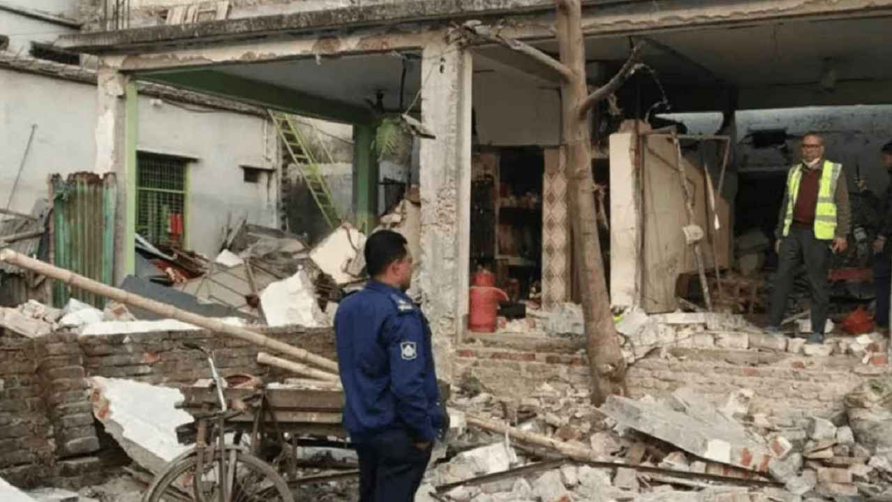 কেরানীগঞ্জে মাদরাসা ভবনে বিস্ফোরণ, নারী-শিশুসহ আহত ৪