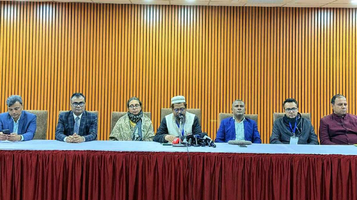 জকসু নির্বাচন: হঠাৎ প্রতিনিধিদের ক্যাম্পাসে প্রবেশের অনুমতি কমিশনের