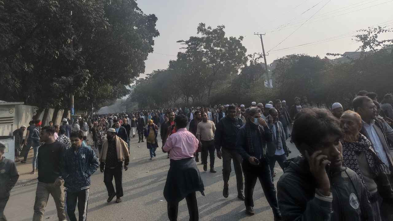 খালেদা জিয়ার জানাজায় অংশ নিয়ে এক মুসল্লির আবেগঘন অনুভূতি