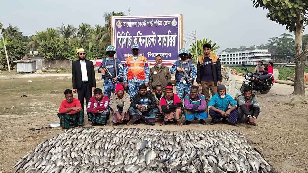 পিরোজপুরে ৪৯১টি হাঙর জব্দ, ২০ হাজার টাকা জরিমানা