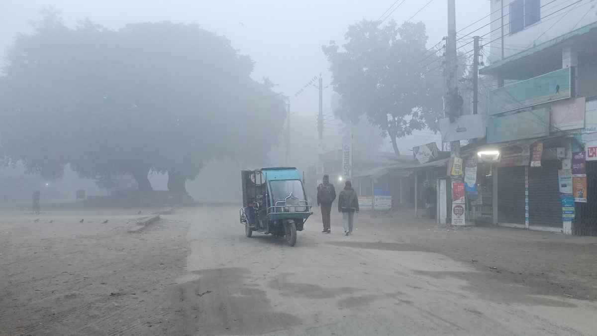 পঞ্চগড়ে হাড়কাঁপানো শীত, বিপাকে নিম্নআয়ের মানুষ