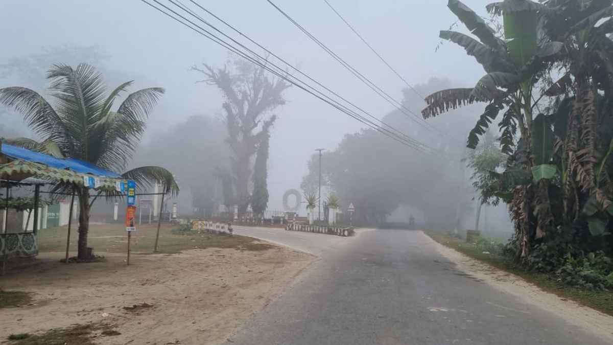 মৃদু শৈত্যপ্রবাহে নাকাল পঞ্চগড়ের মানুষ