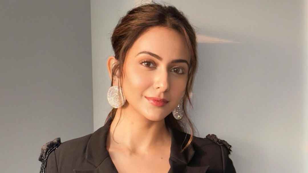 সার্জারিতে বদলে গেল রকুল প্রীত চেহারা, কটাক্ষে চটলেন অভিনেত্রী 