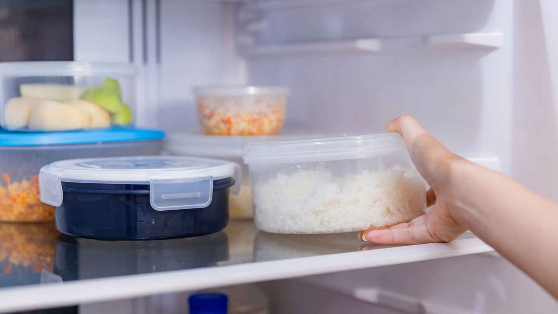 ভাত ফ্রিজে রাখার সময় এই ভুল করলেই হতে পারে বিষক্রিয়া