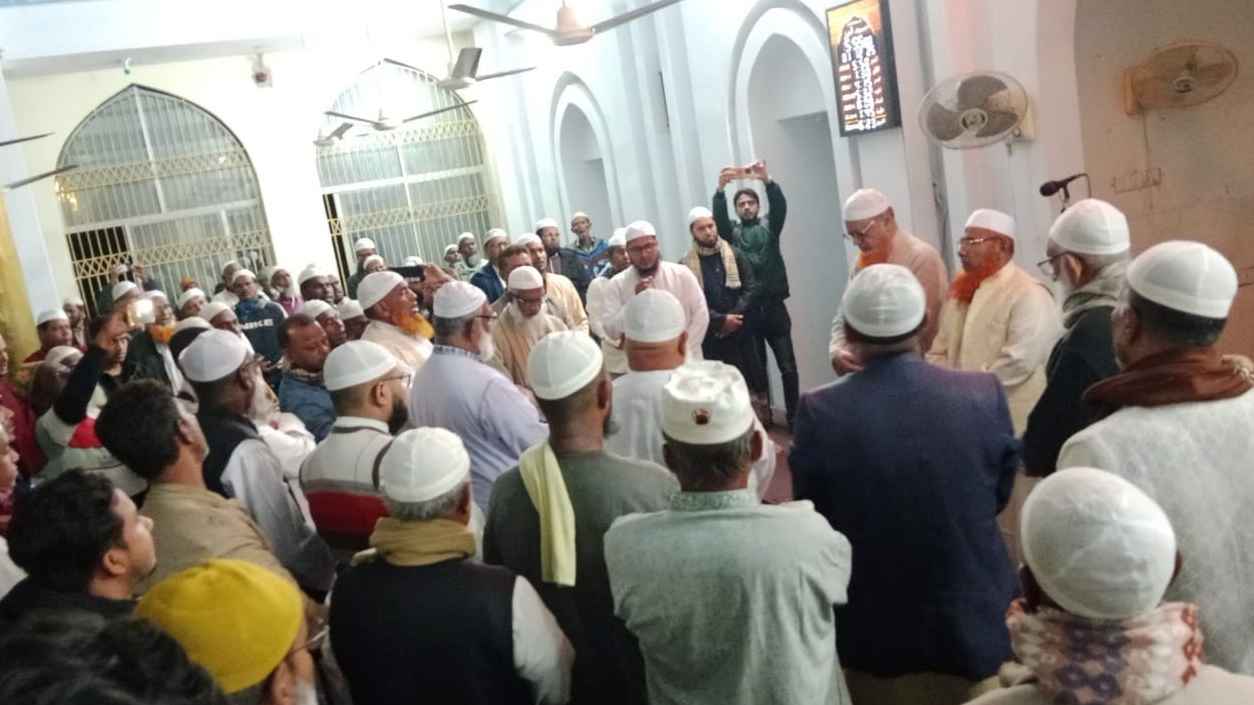 খালেদা জিয়ার সুস্থতা কামনায় আশাশুনিতে দোয়া মাহফিল