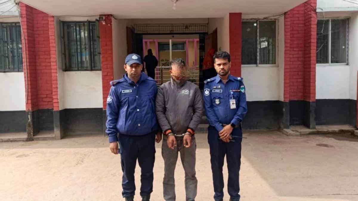 সাতক্ষীরায় পুলিশ ফাঁড়িতে হামলার ঘটনায় আরও একজন গ্রেফতার