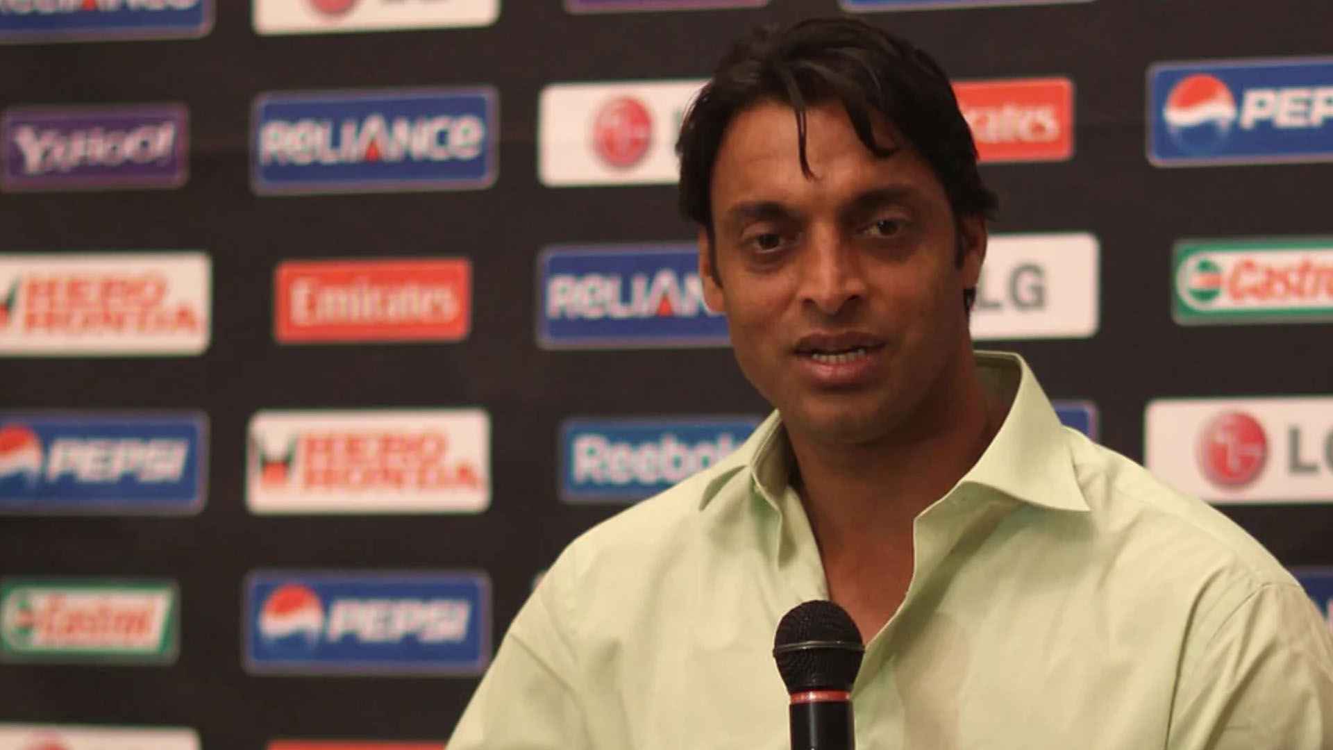 আজ ঢাকায় আসছেন শোয়েব আখতার