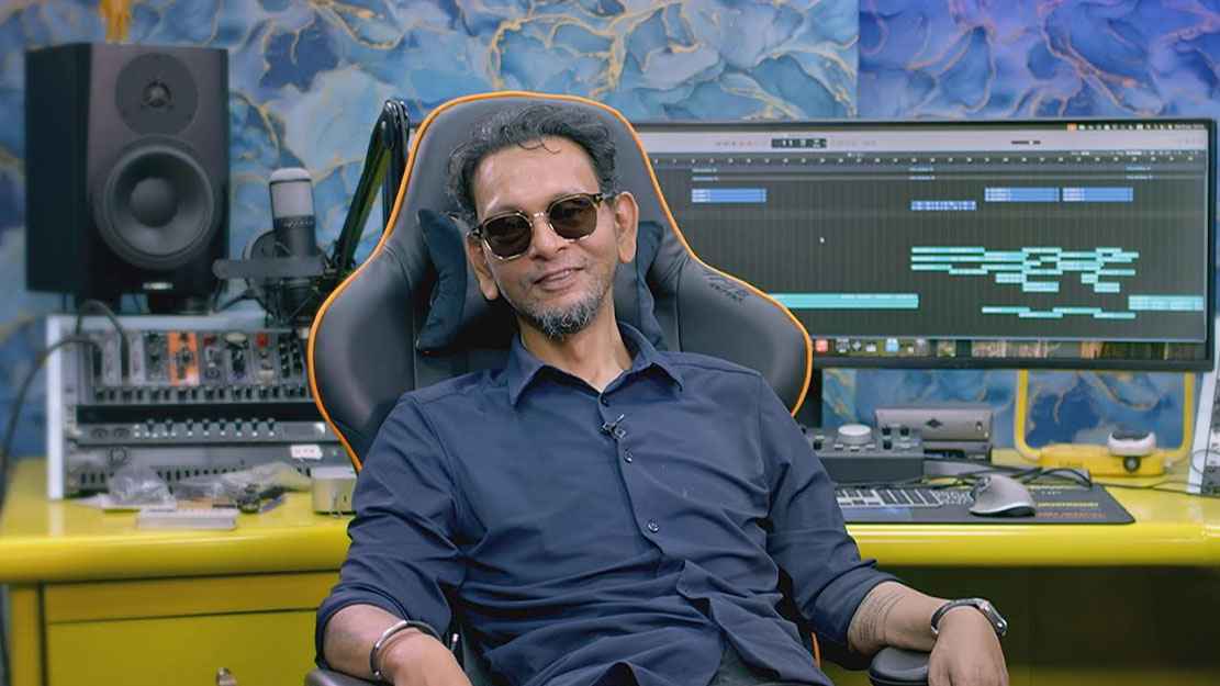 ‘বেজবাবা’ সুমনের ফিরে দেখা