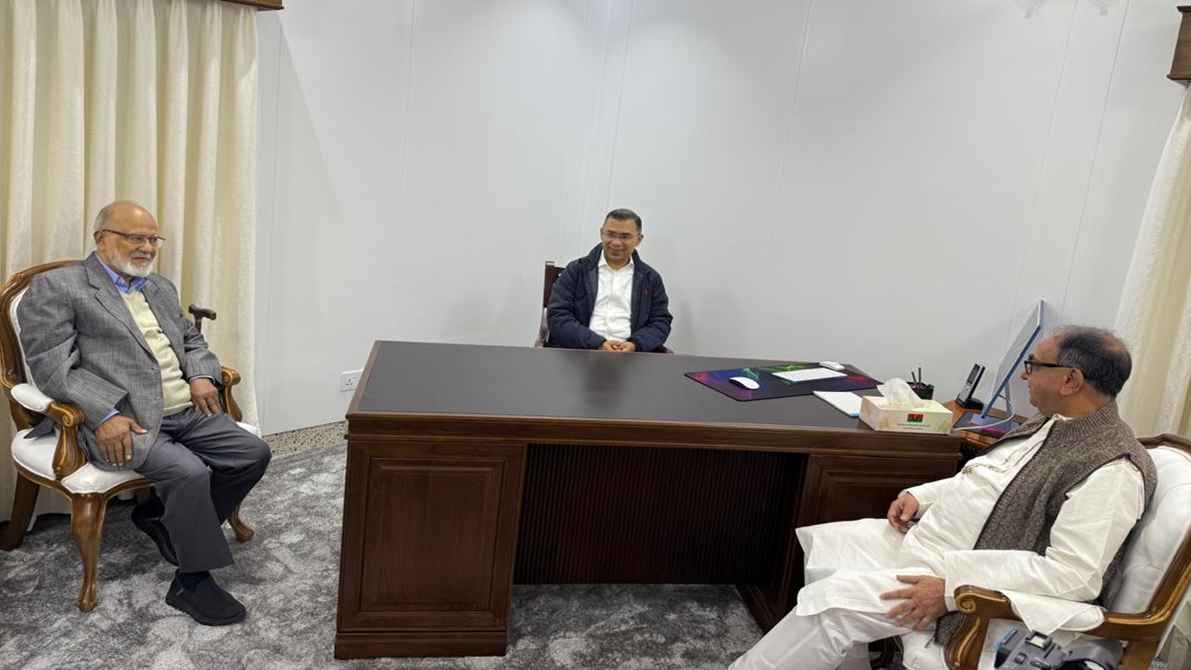 প্রথমবারের মতো গুলশান কার্যালয়ে তারেক রহমান