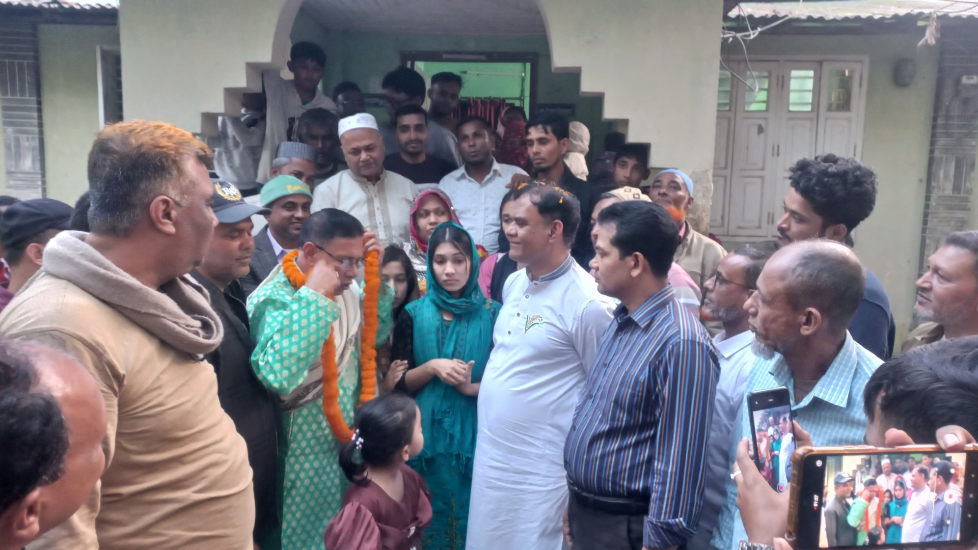 thumbnail_1000288843