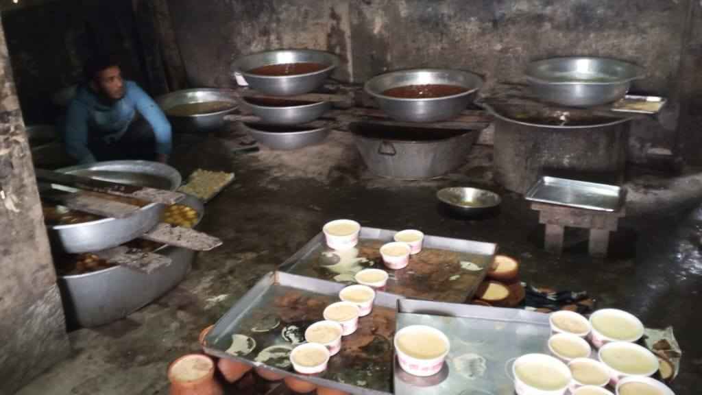 কালীগঞ্জে ৪ খাবার হোটেলকে ১৩ হাজার টাকা জরিমানা