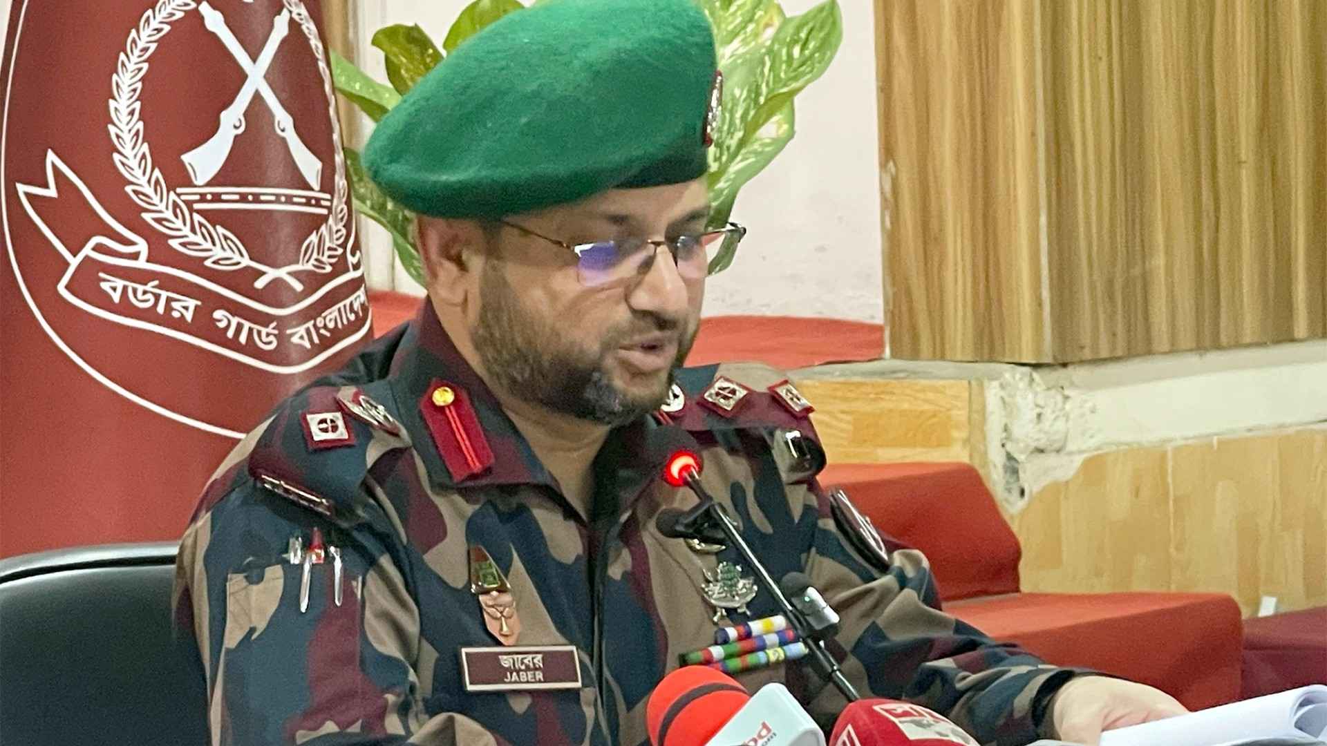 রংপুরে অভিযানে ৪ কোটি টাকার চোরাচালান পণ্য জব্দ