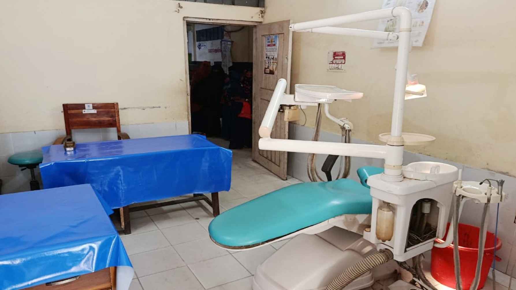 ভূঞাপুর সদর হাসপাতালের ডেন্টাল যন্ত্রাংশ নষ্ট, মিলছে না কাঙ্ক্ষিত সেবা