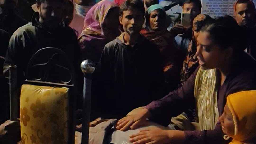 নাটোরে ট্রাকের ধাক্কায় সেনা সার্জেন্ট নিহত