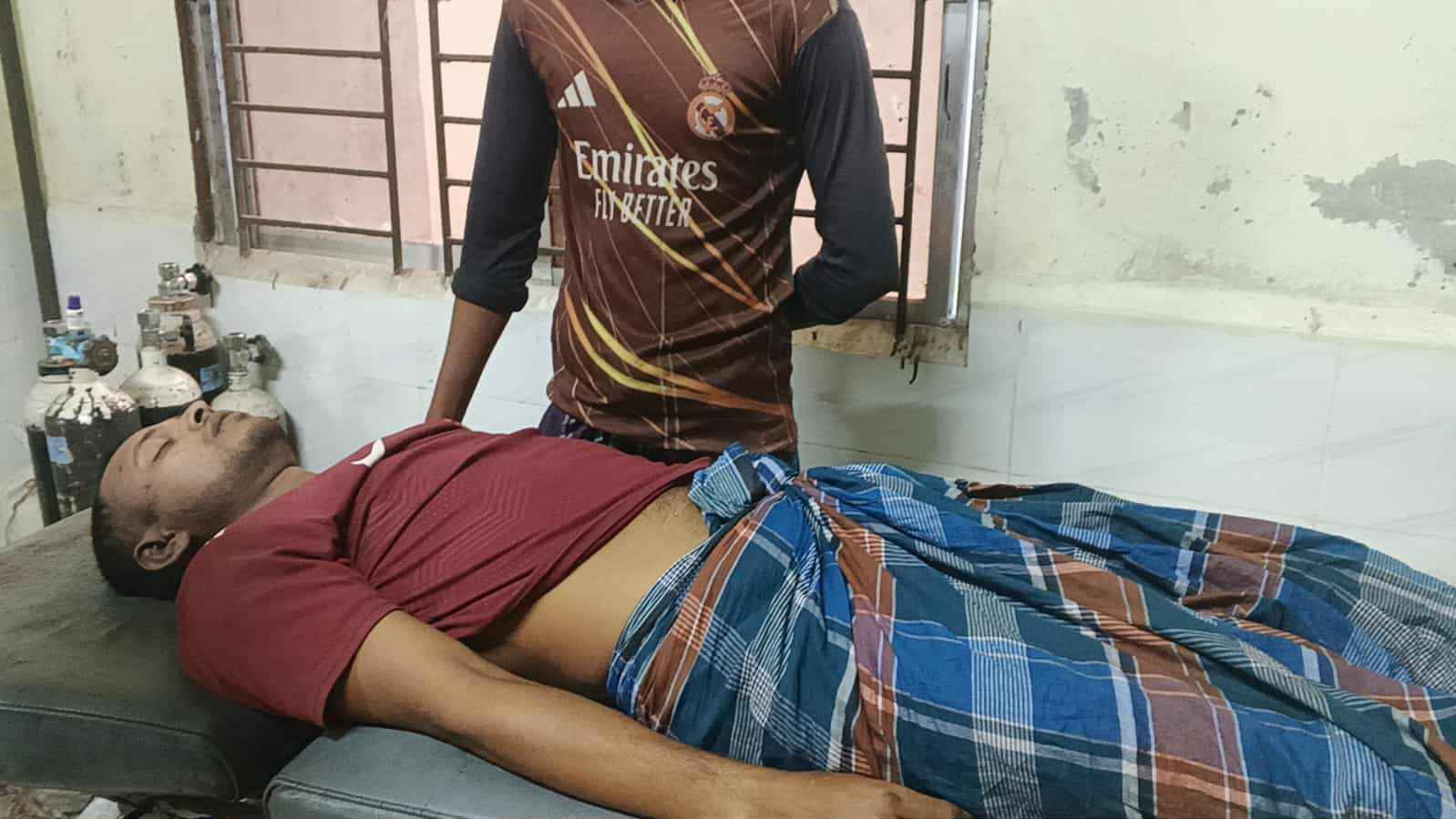 বরগুনায় মাদকের টাকা না পেয়ে বাবাকে মারধর, পাল্টা ছুরিকাঘাতে যুবক নিহত