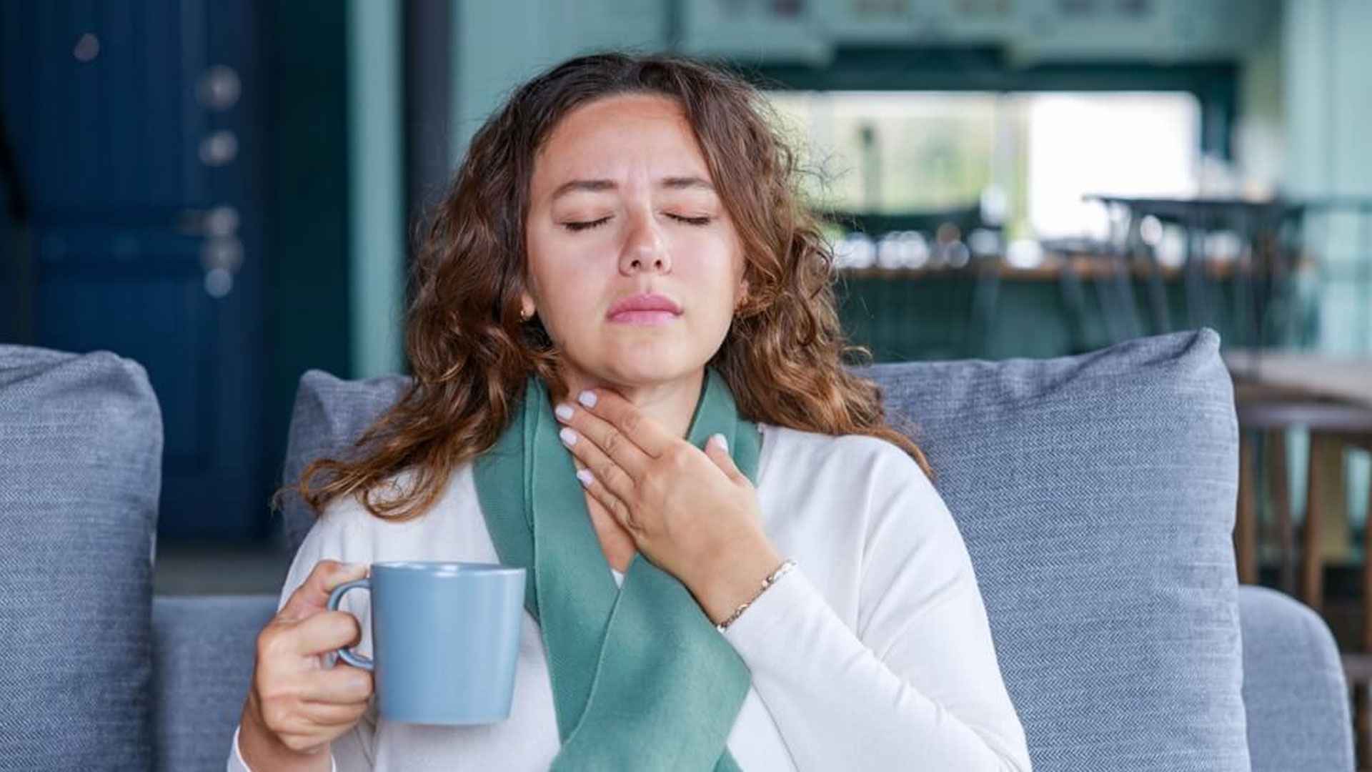 শীতে ভোগান্তি বাড়ায় টনসিলের ব্যথা, করণীয় জানুন