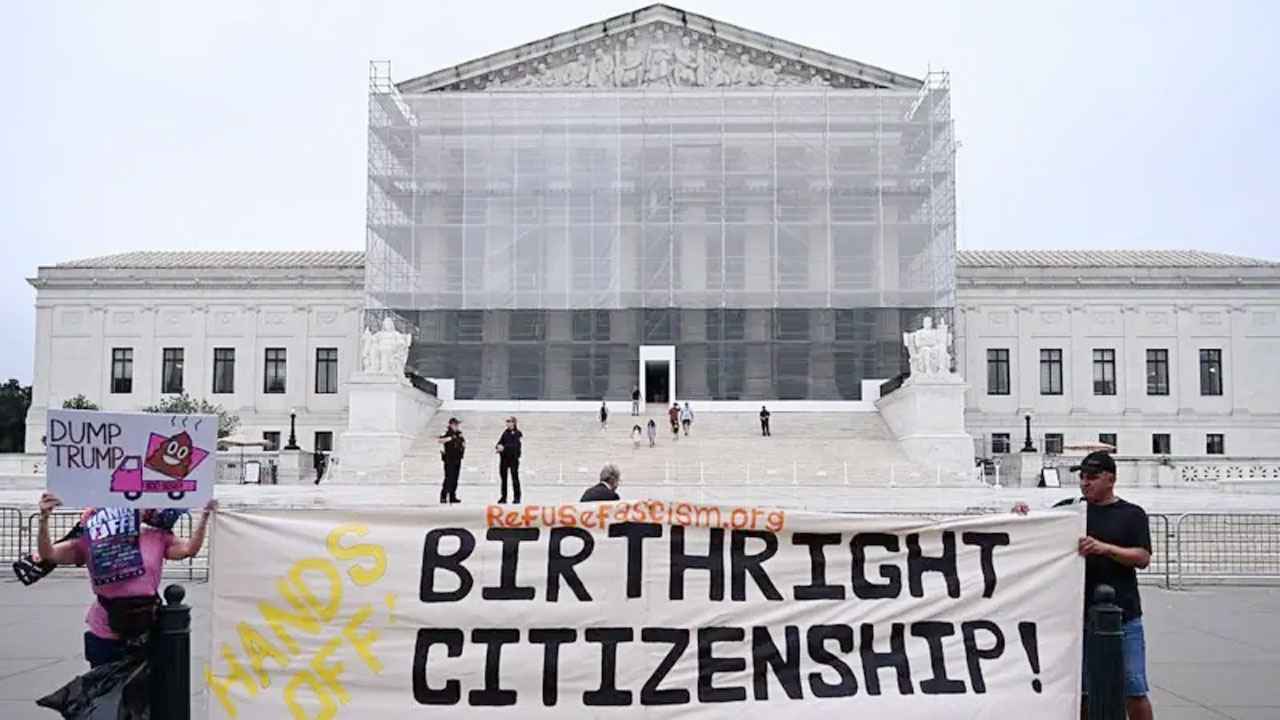 জন্মসূত্রে মার্কিন নাগরিকত্ব নিয়ে শুনানি সুপ্রিম কোর্টে