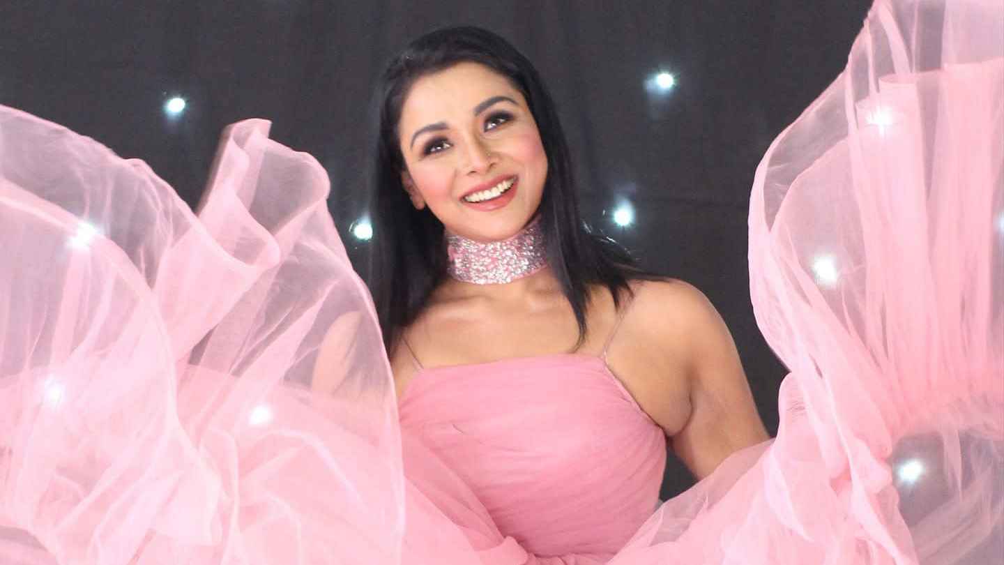 অতিরিক্ত ওজনের কারণে যে সমস্যায় ভুগতেন রুনা খান