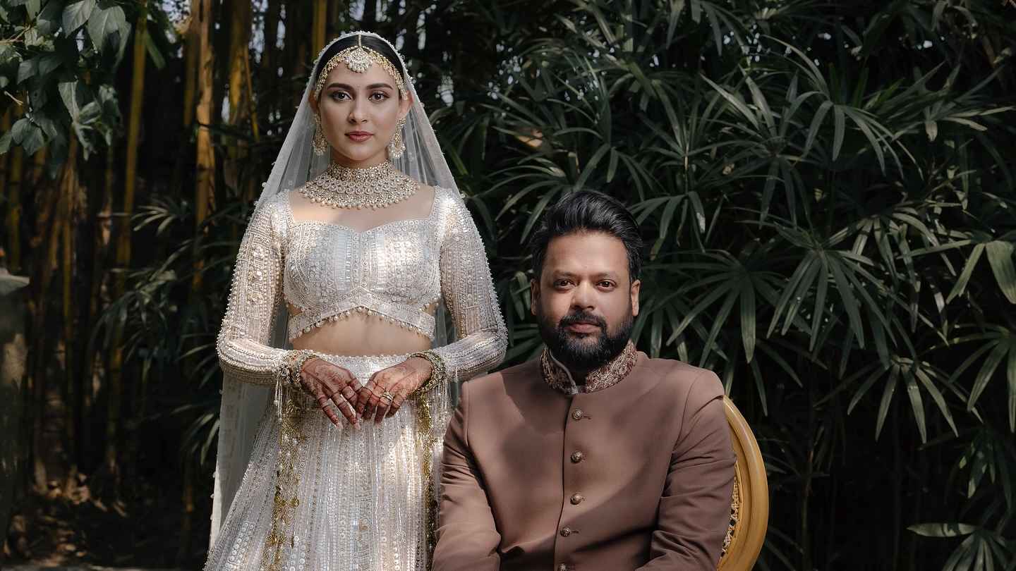 বিয়ের ছবি প্রকাশ করলেন মেহজাবীন