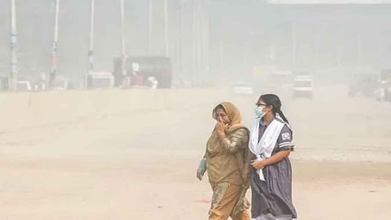 বায়ুদূষণে আজ বিশ্বে দ্বিতীয় ঢাকা