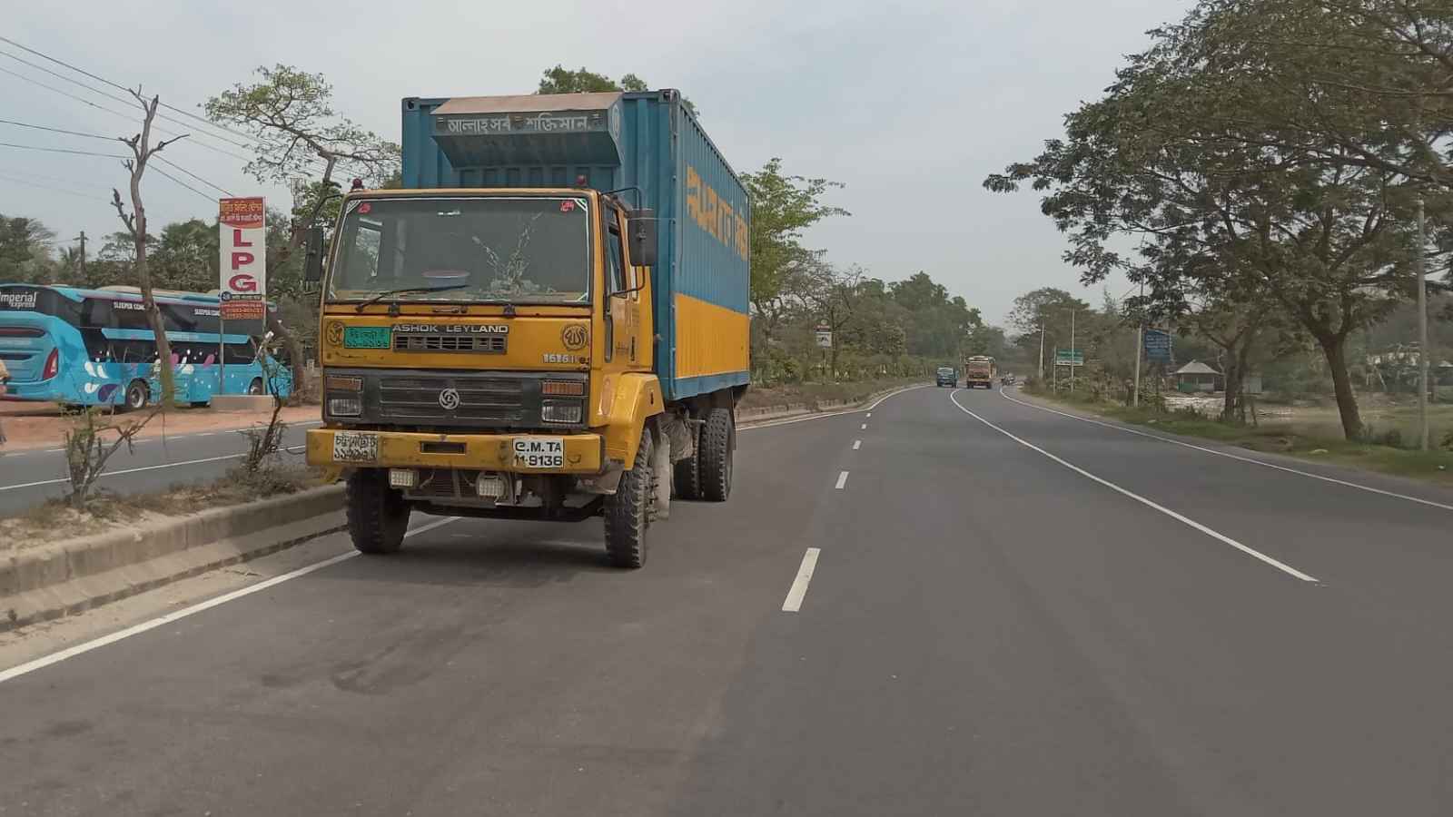 এক বছরে ঢাকা-চট্টগ্রাম মহাসড়কে ১৭১টি সড়ক দুর্ঘটনায় মৃত্যু ১৫২