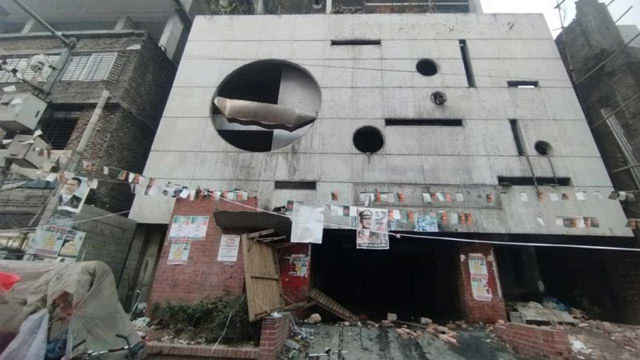 ফেসবুকে হরতাল ডেকে কোথাও নেই আওয়ামী লীগ!