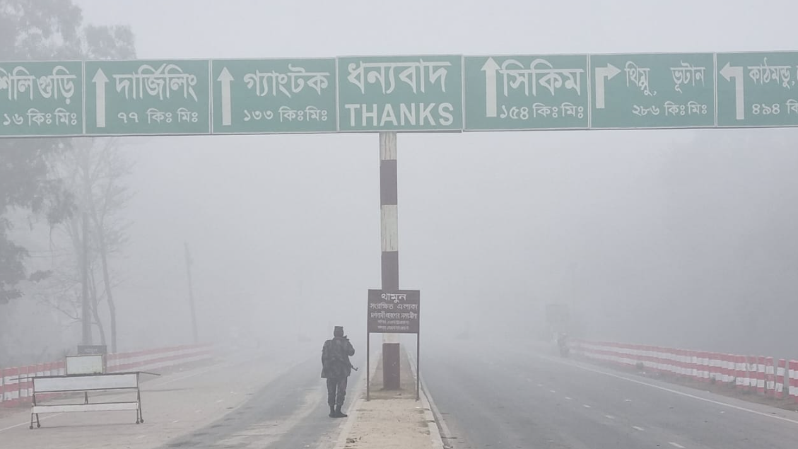 পঞ্চগড়ে তাপমাত্রা কিছুটা বৃদ্ধি পেলেও কমেনি শীতের তীব্রতা