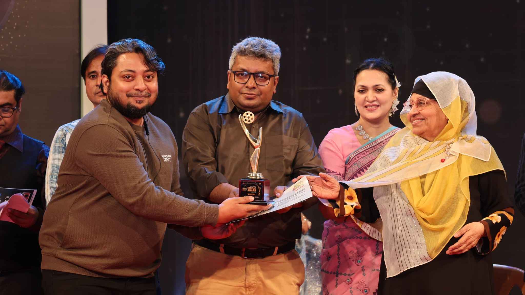 বাবিসাস অ্যাওয়ার্ড পেলেন ফরিদুল ইসলাম রুবেল