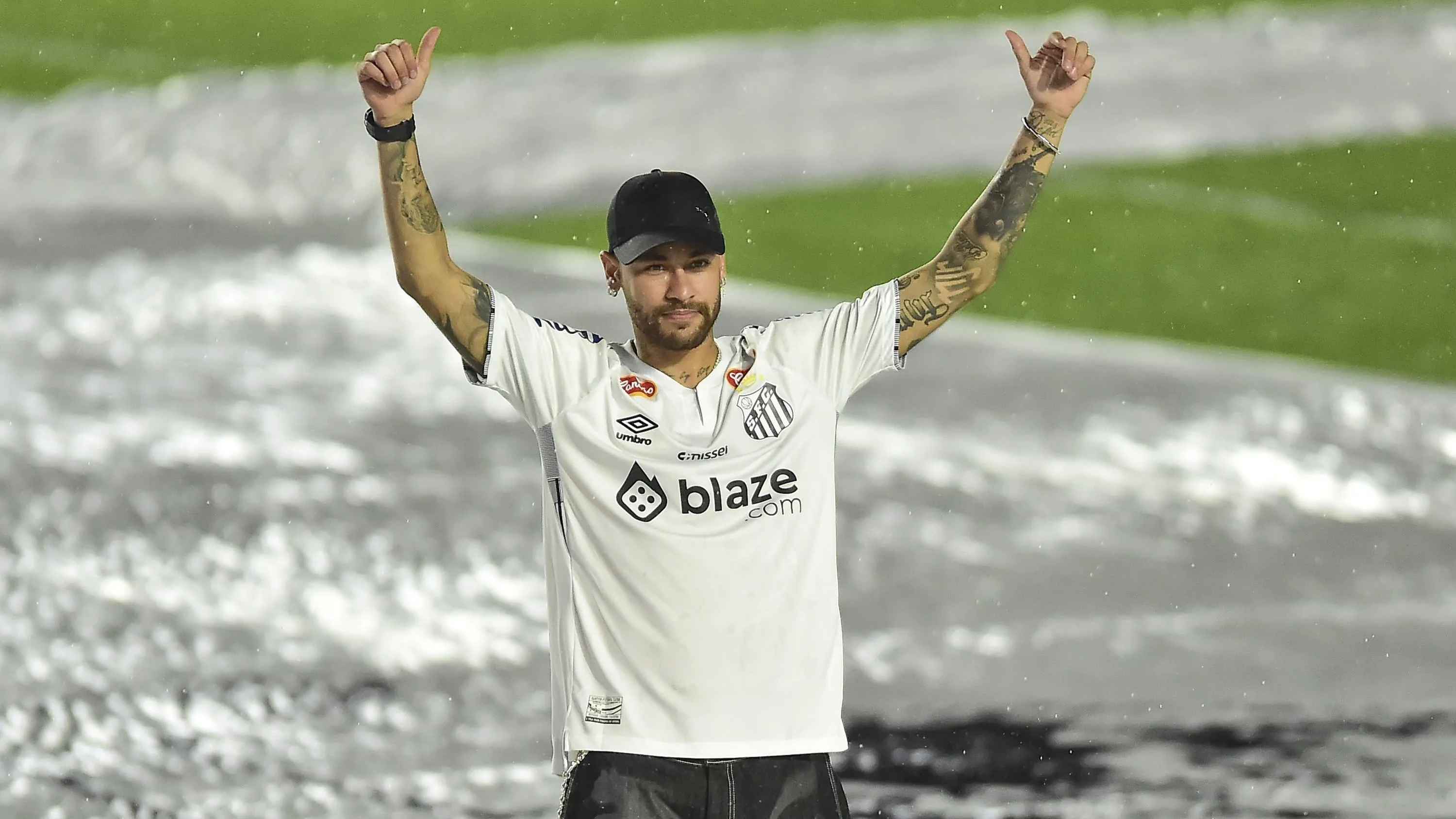 সান্তোসে নেইমার কত নম্বর জার্সি পরে খেলবেন?