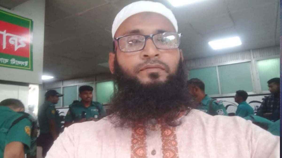 বরগুনায় ছাত্রলীগ নেতার কোপে বিএনপি নেতা গুরুতর জখম