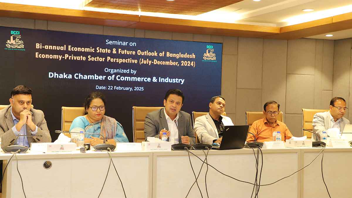 মূল্যস্ফীতি নিয়ন্ত্রণে কার্যকর উদ্যোগ গ্রহণের আহ্বান ঢাকা চেম্বারের